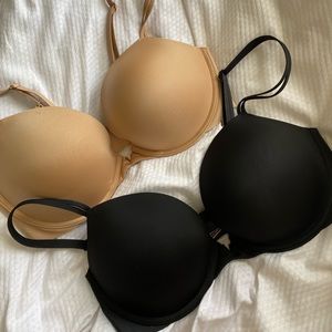 Victoria’s Secret body by Victoria push up bra set